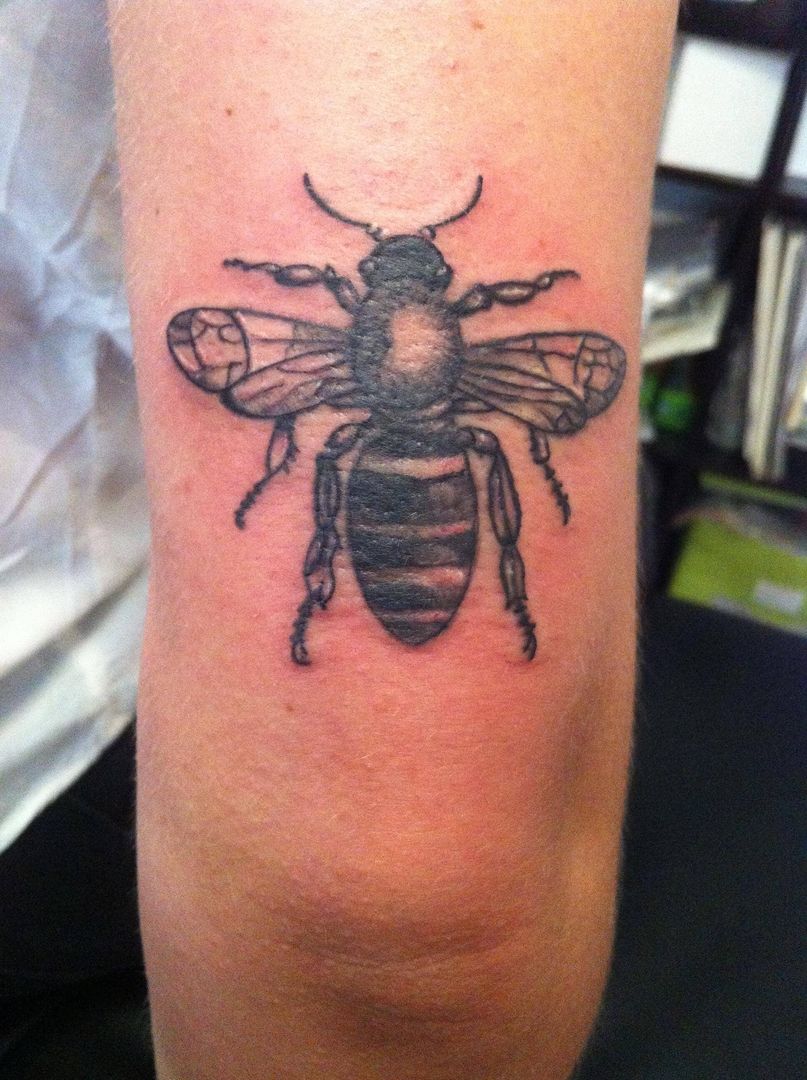 Blackwork Biene