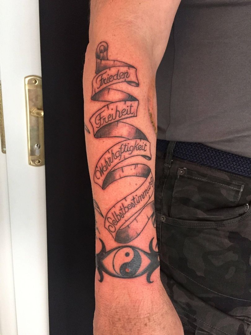 Lettering